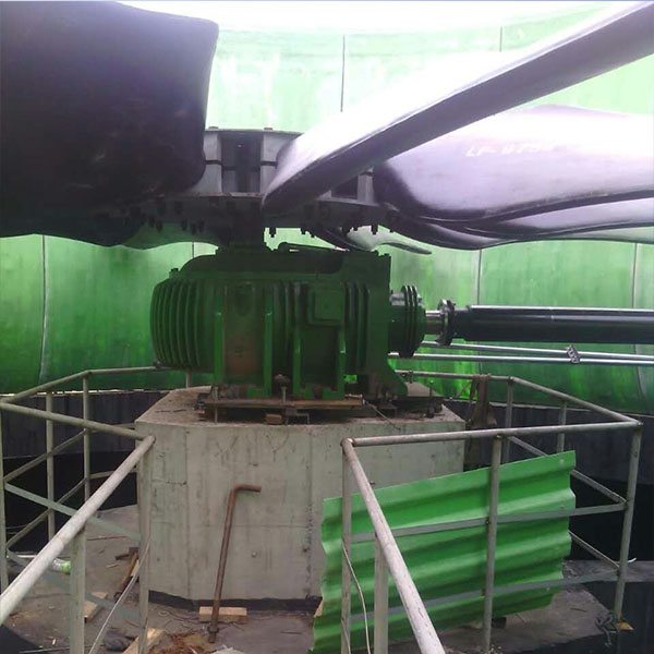 LF-98��100��104����s���L(f��ng)�C(j��)